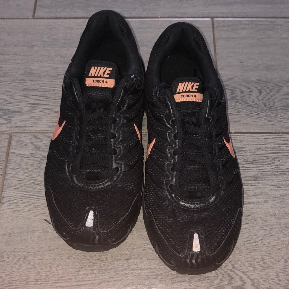 Nike - Size 6.5 women’s shoes.